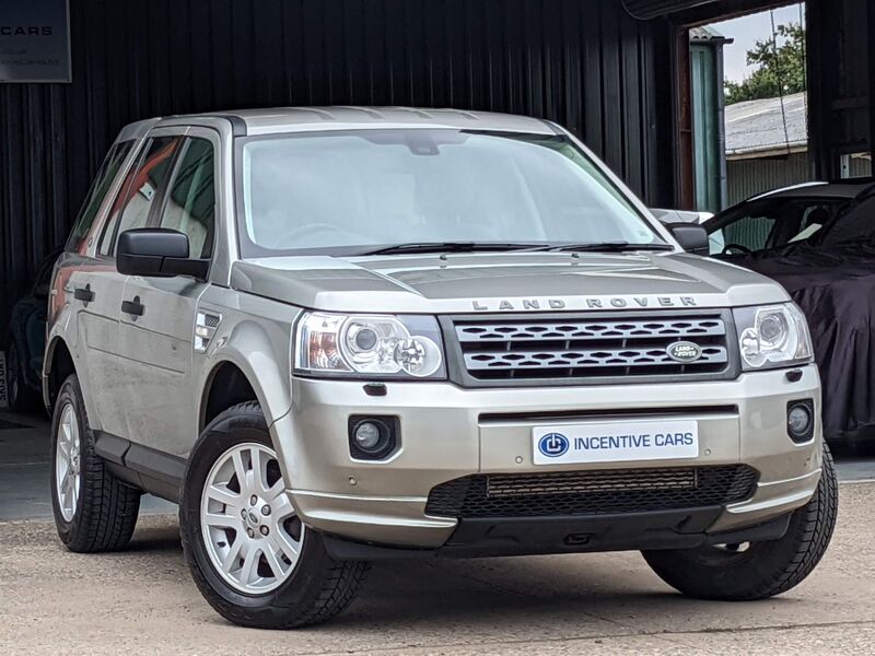 View LAND ROVER FREELANDER 2 XS 2.2 TD4 4WD MANUAL. ONLY 1 OWNER. SAT NAV. HEATED SEATS. FULL SERVICE HISTORY.