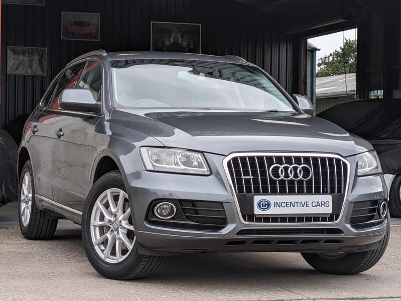View AUDI Q5 2.0TDI SE S TRONIC AUTO QUATTRO 4WD. DVD PLAYER. SAT NAV. HEATED LEATHER SEATS. 3 OWNERS