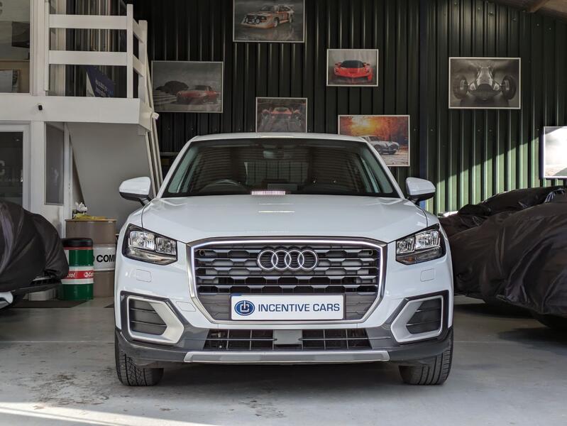 AUDI Q2