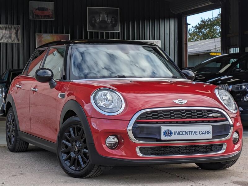 View MINI HATCH Cooper D CHILI II 1.5 5-Door Hatch manual. 2 OWNERS. SPORT SEATS. REAR PARKING SENSORS. 5 SERVICES.