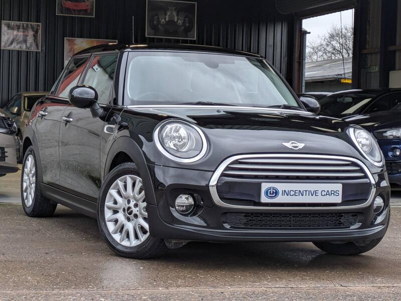 View MINI HATCH 1.5 Cooper D CHILI II 5dr manual. 2 OWNERS. PRO SAT NAV. LOW MILEAGE. JUST SERVICED. ULEZ & CAZ