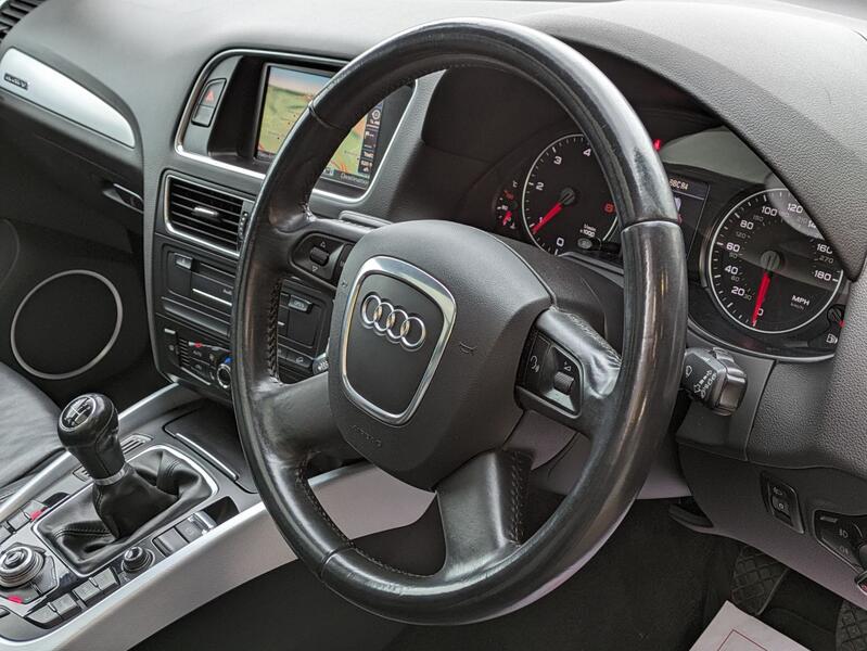 AUDI Q5