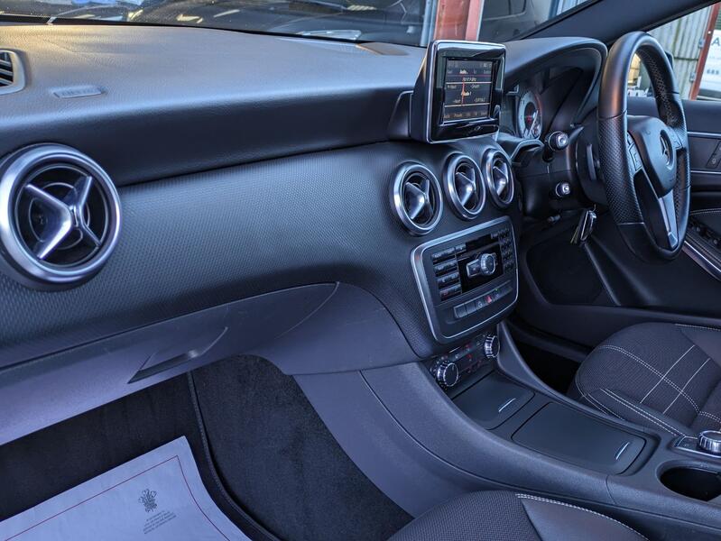 MERCEDES-BENZ A CLASS