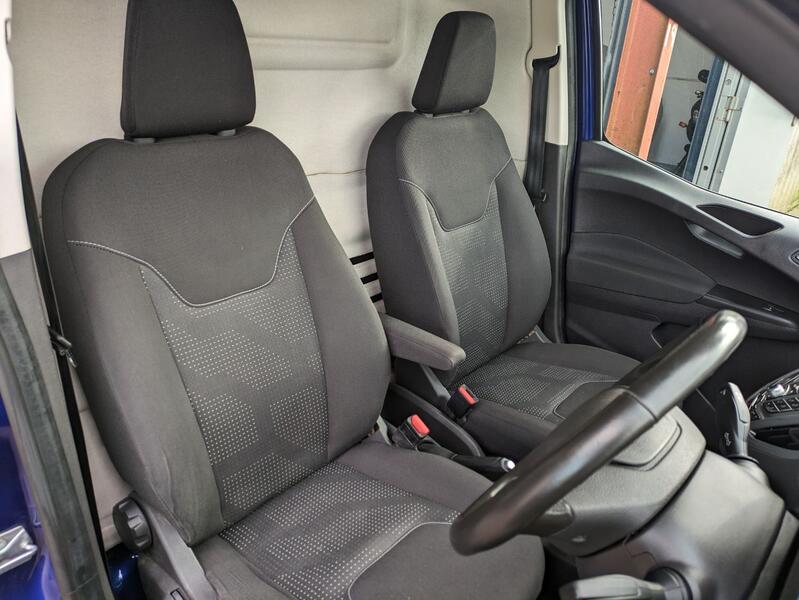 View FORD TRANSIT COURIER 1.5 TDCi Trend manual. JUST SERVICED. 2 OWNERS. LOW MILEAGE