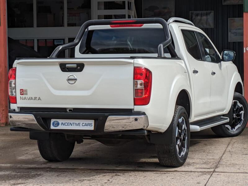 NISSAN NAVARA