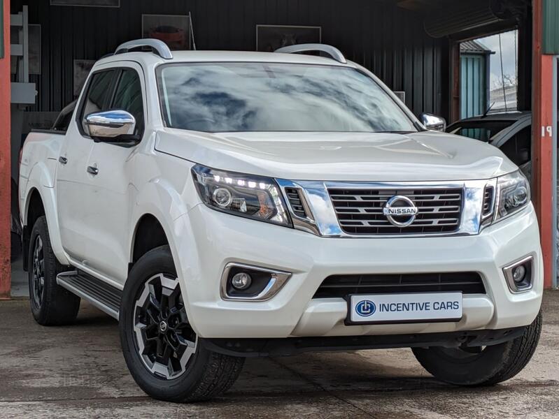 NISSAN NAVARA