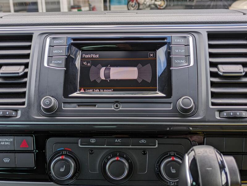 View VOLKSWAGEN TRANSPORTER 2.0 BiTDI T32 BlueMotion Tech Highline automatic. No VAT. VW warranty. LED lights. Heated seats