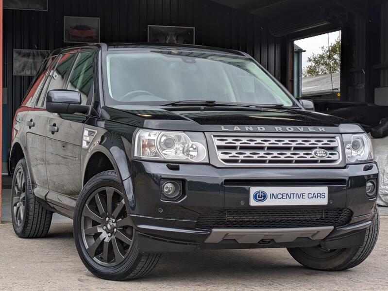 View LAND ROVER FREELANDER 2 2.2 SD4 HSE automatic. 3 owners. pan roof. just serviced. 