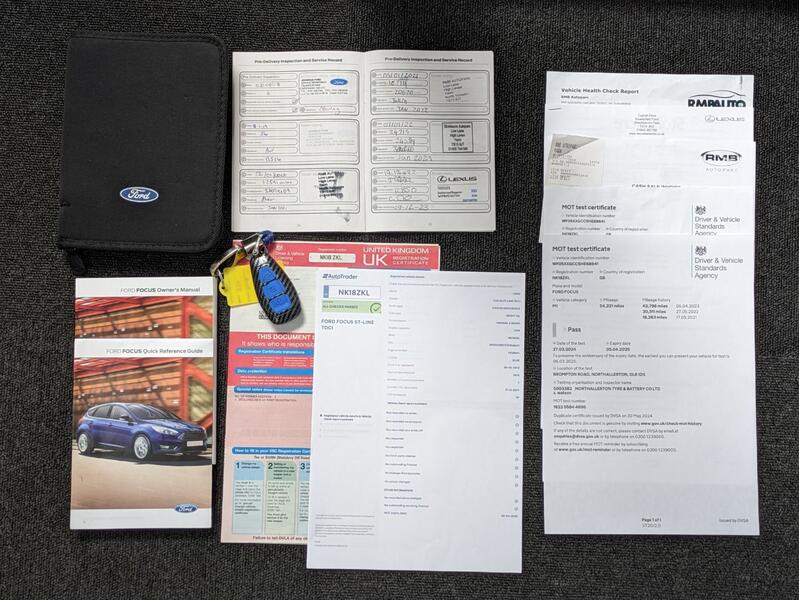 View FORD FOCUS 1.5 TDCi ST-Line 5dr. ULEZ. SAT NAV. 2 OWNERS. JUST SERVICED