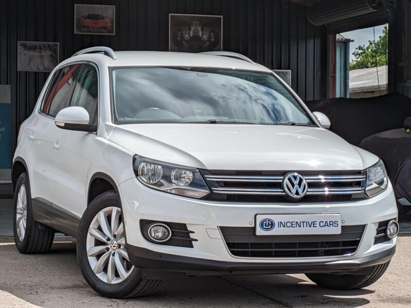 View VOLKSWAGEN TIGUAN 2.0 TDI BlueMotion Tech Match. CAMBELT & SERVICE DONE. SAT NAV. 2 OWNERS. PARK PILOT. ULEZ
