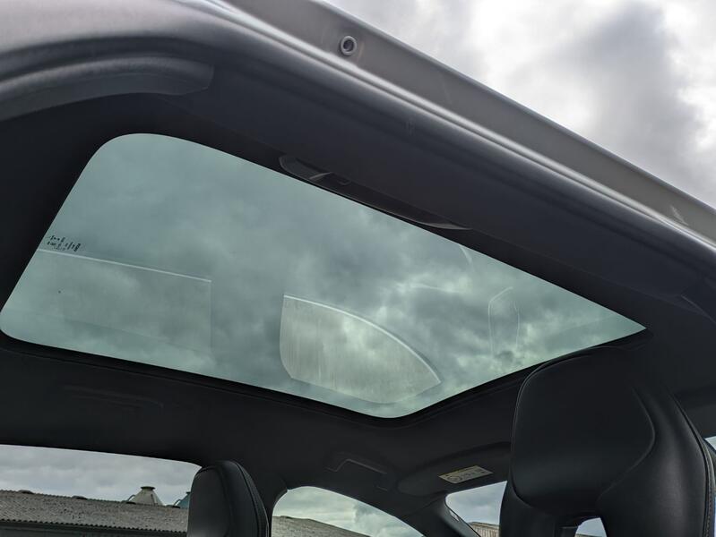 View VOLVO V40 1.5 R-Design Pro T3 automatic. 2 OWNERS. HUGE SPEC. SAT NAV. PAN ROOF. LED LIGHTS. 7 SERVICES.