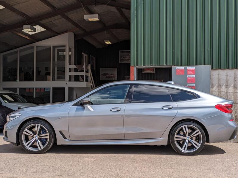 BMW 6 SERIES