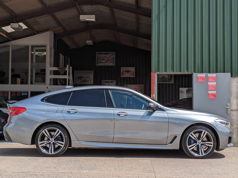 BMW 6 SERIES