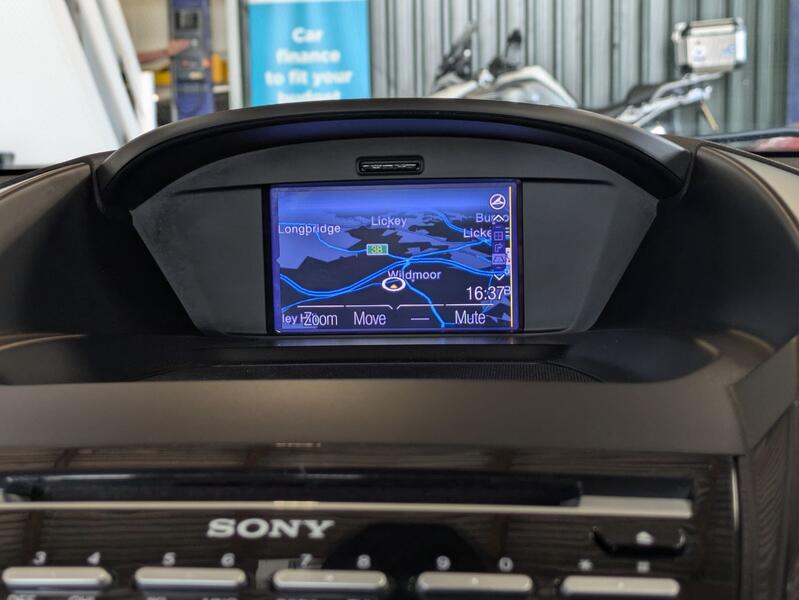 View FORD KUGA 1.6 T EcoBoost Titanium AWD AUTOMATIC. 2 OWNERS. SAT NAV. REAR CAMERA. 10 SERVICES. ULEZ. POWER BOOT