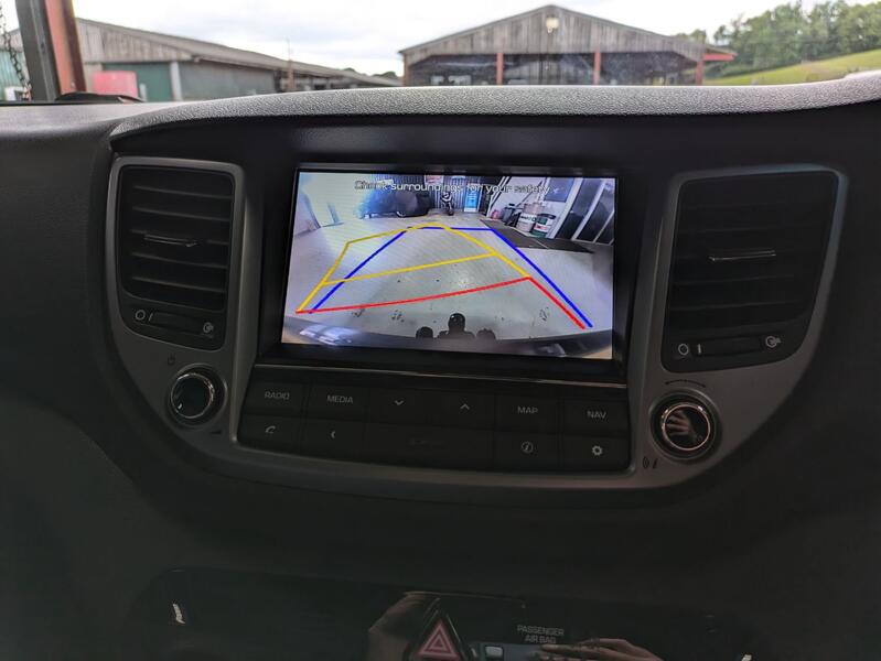 View HYUNDAI TUCSON 2.0 CRDi Blue Drive Premium manual. 2 OWNERS. SAT NAV. HEATED LEATHER. REAR CAMERA. SERVICE HISTORY.