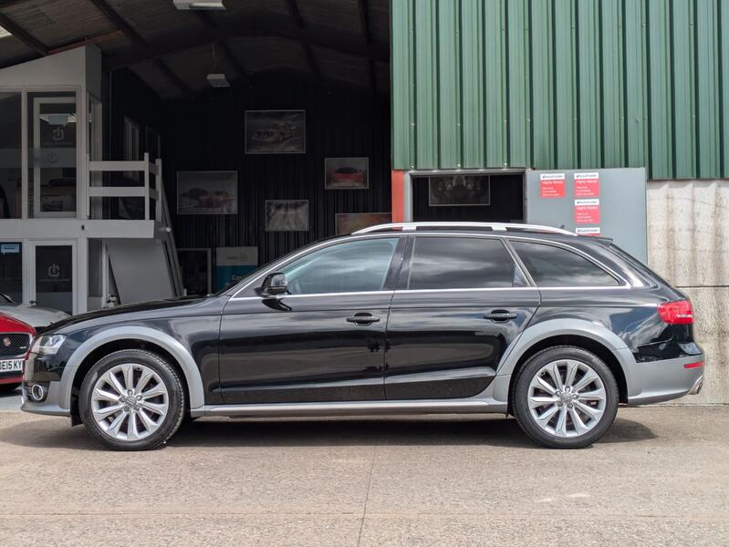 AUDI A4 ALLROAD