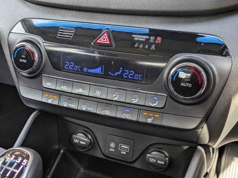 View HYUNDAI TUCSON 1.6 GDi Blue Drive SE Nav. CARPLAY. SAT NAV. HEATED SEATS. REAR CAMERA. ANDROID AUTO