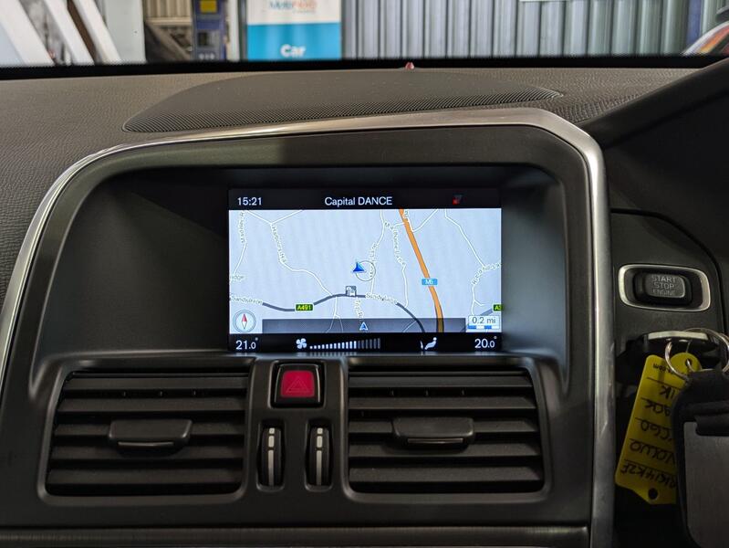 View VOLVO XC60 2.4 D5 SE Nav automatic AWD. SAT NAV. DVD PLAYER. 20