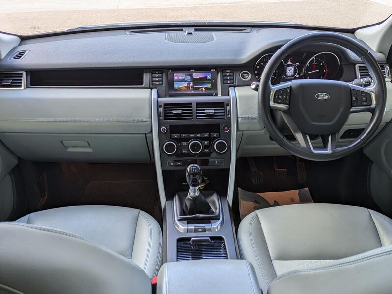 LAND ROVER DISCOVERY SPORT