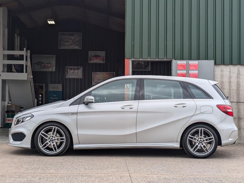 MERCEDES-BENZ B CLASS