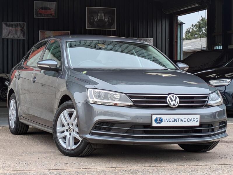 View VOLKSWAGEN JETTA 1.4 TSI BlueMotion Tech SE. 1 OWNER. 8 SERVICES. LOW MILEAGE. BLUETOOTH.