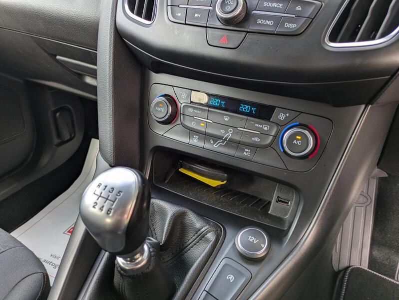 FORD FOCUS