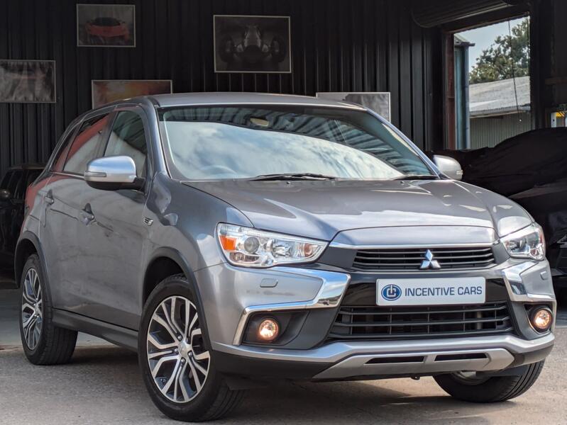 View MITSUBISHI ASX 1.6 D 3 SE HEATED LEATHER. XENON LIGHTS. JUST SERVICED. REAR CAMERA.