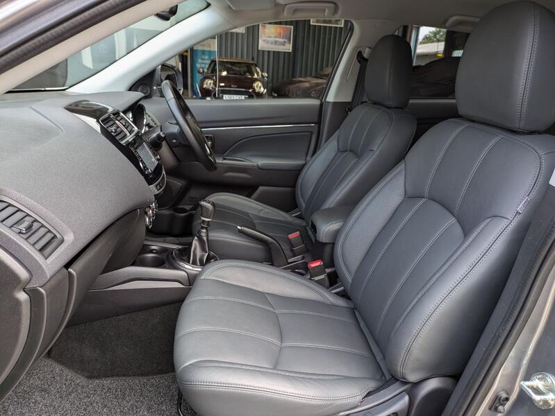 MITSUBISHI ASX