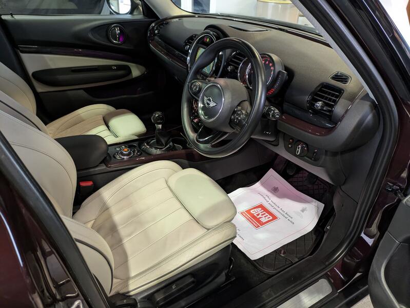 MINI CLUBMAN