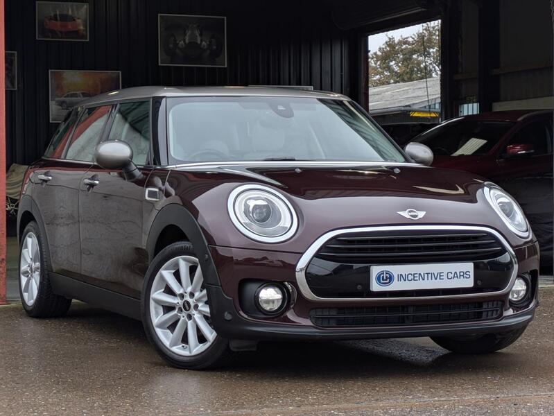 View MINI CLUBMAN 1.5 Clubman Cooper Chili. HUGE SPEC. LOW MILES. 2 OWNERS. PAN ROOF. SAT NAV. HEATED LEATHER.
