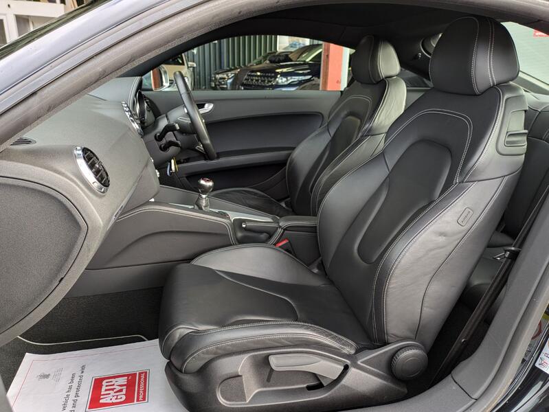 AUDI TTS