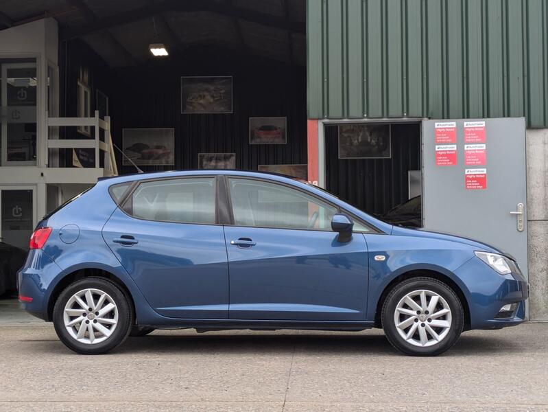 SEAT IBIZA