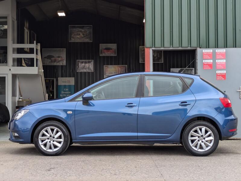 SEAT IBIZA