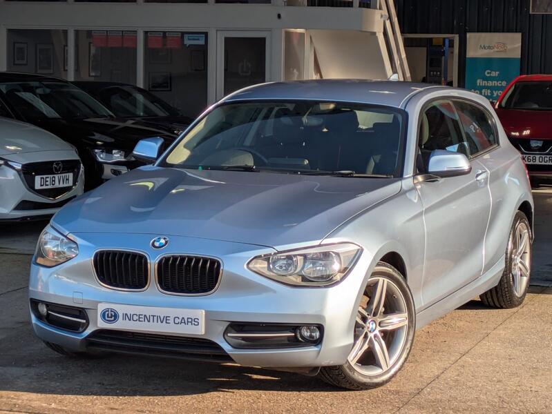 BMW 1 SERIES