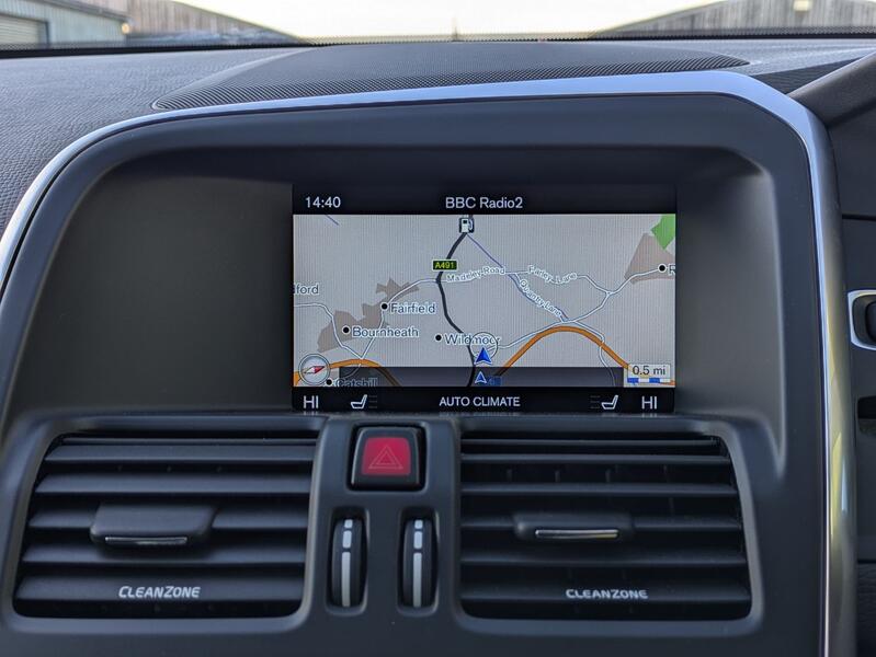 View VOLVO XC60 2.4 SE Lux Nav D4 AWD automatic. VOLVO HISTORY. SAT NAV. DVD PLAYER. HEATED LEATHER. XENON LIGHTS.