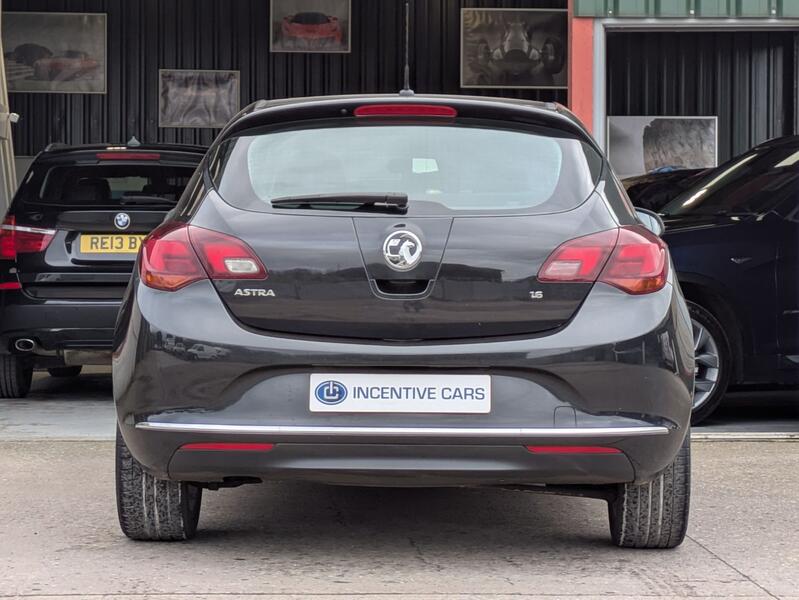 VAUXHALL ASTRA