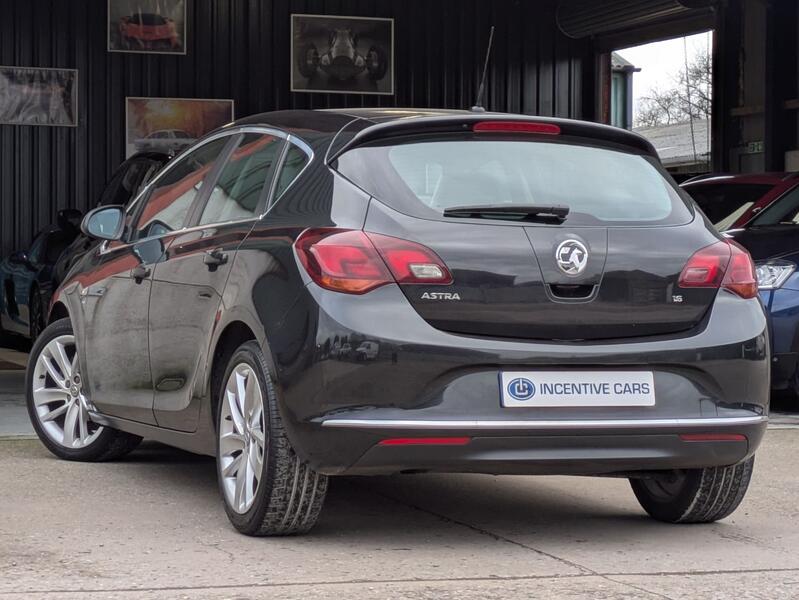 VAUXHALL ASTRA