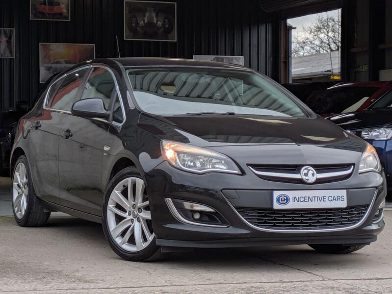 View VAUXHALL ASTRA 1.6 16v SRi 5dr manual. 3 OWNERS. MOT TO 12/2025.