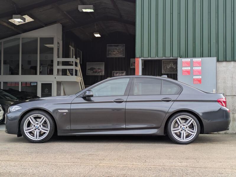 BMW 5 SERIES