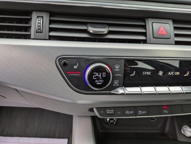 View AUDI A4 AVANT 2.0 TDI ultra Sport automatic. TECH PACK. CARPLAY. SAT NAV. MILANO HEATED LEATHER.  2 OWNERS.