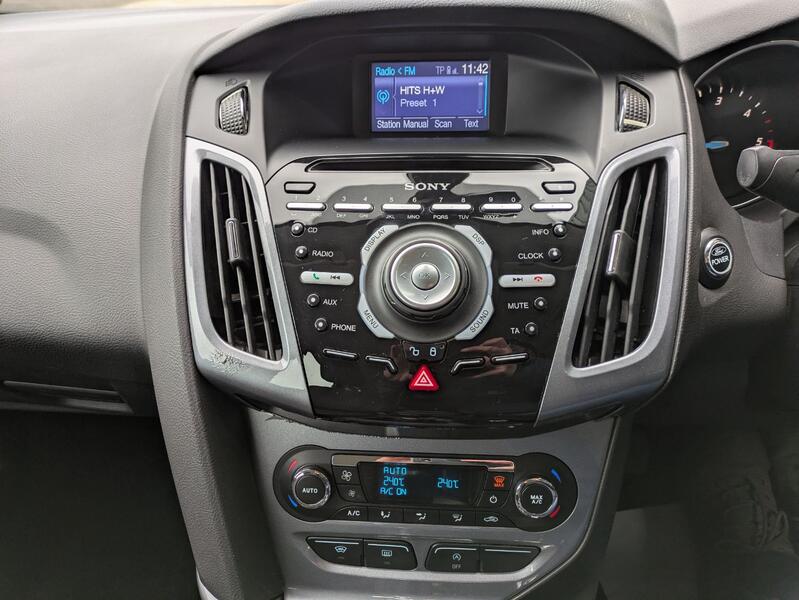 FORD FOCUS