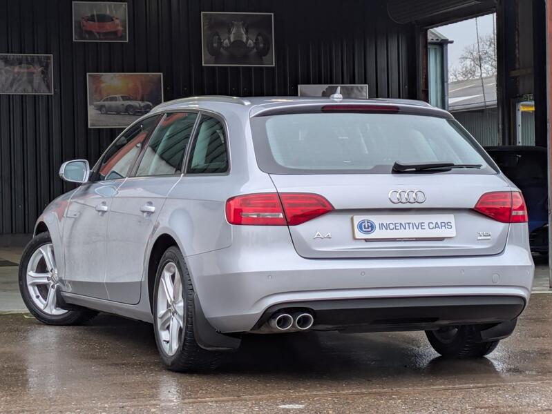 AUDI A4 AVANT