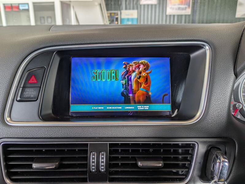 View AUDI Q5 2.0 TDI S line Plus quattro automatic. SAT NAV. DVD PLAYER. HEATED LEATHER SEATS.  8 SERVICES.