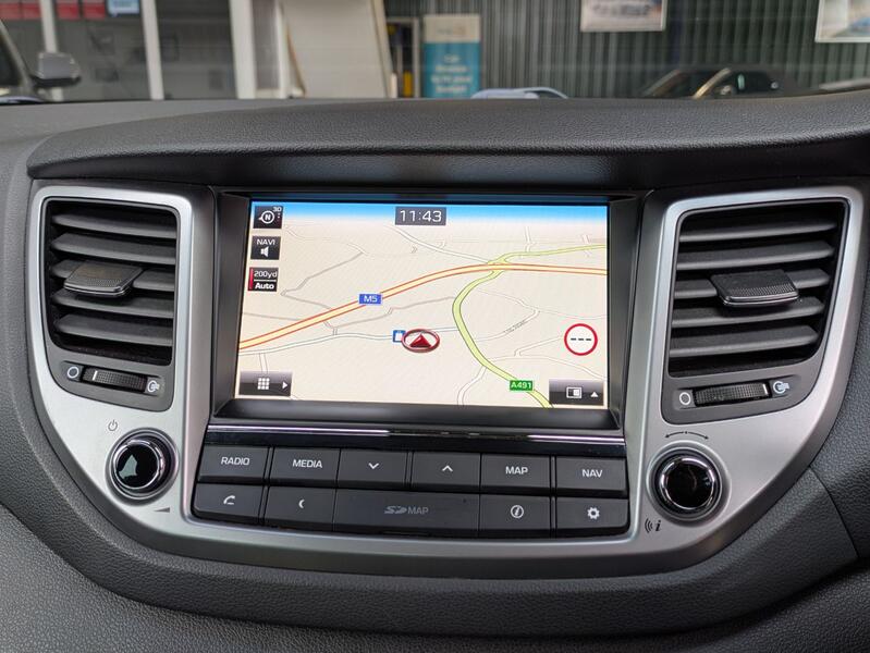 View HYUNDAI TUCSON 1.7 CRDi Blue Drive Sport Edition. SAT NAV. HEATED LEATHER. 8 SERVICES. REAR CAMERA. £35 RFL
