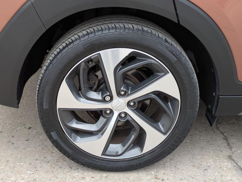 HYUNDAI TUCSON