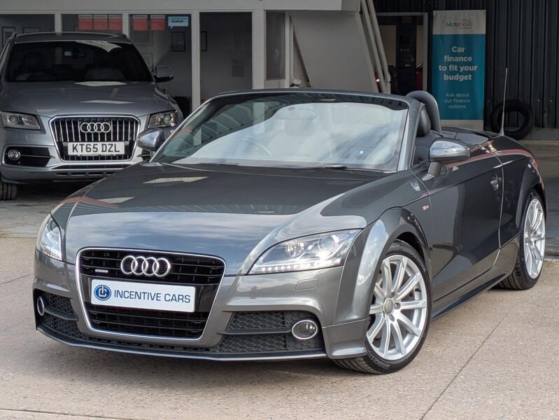 AUDI TT