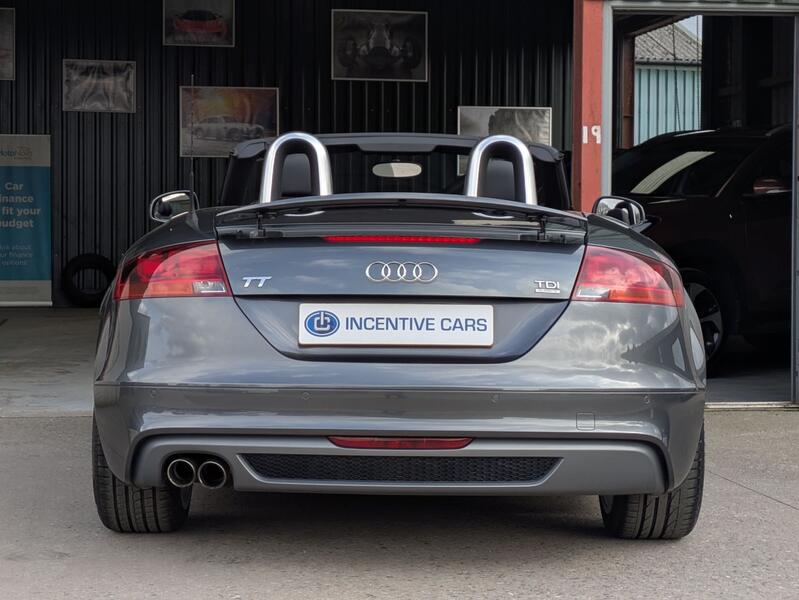 AUDI TT