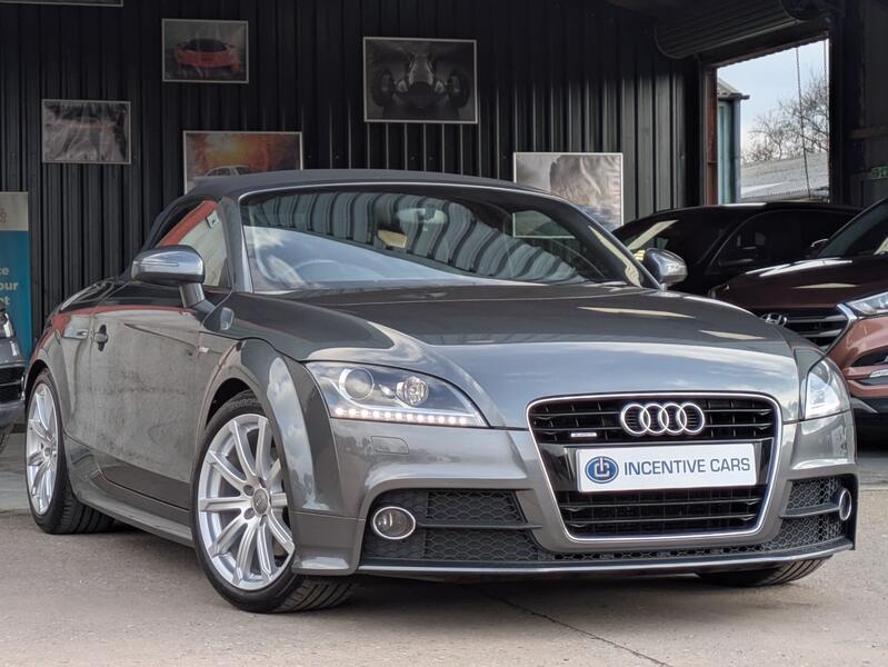 AUDI TT