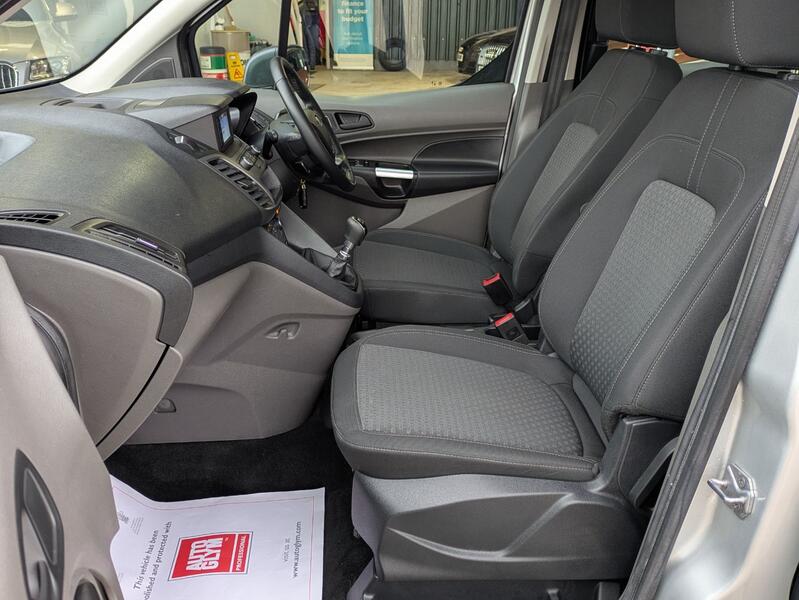 FORD TOURNEO CONNECT