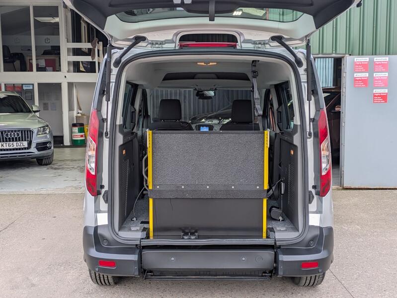 FORD TOURNEO CONNECT